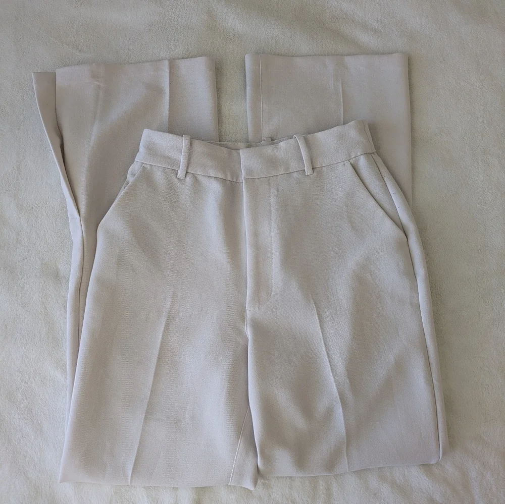 Abercrombie & Fitch Split Hem Trouser Pants - Picture 2 of 4